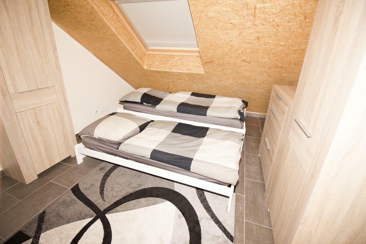 Ferienwohnung Beckendorf Losheim Luaran gambar